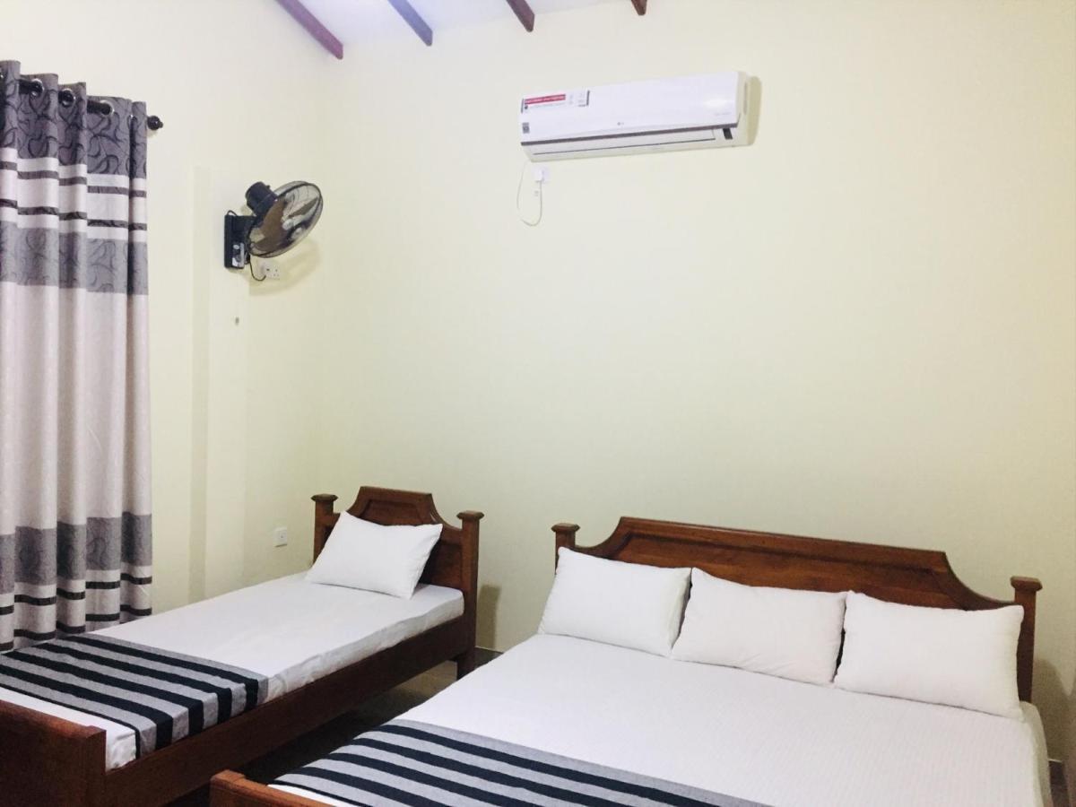 Sweet Home Tourist Rest, Cooking Classes & Tours Anuradhapura Zewnętrze zdjęcie
