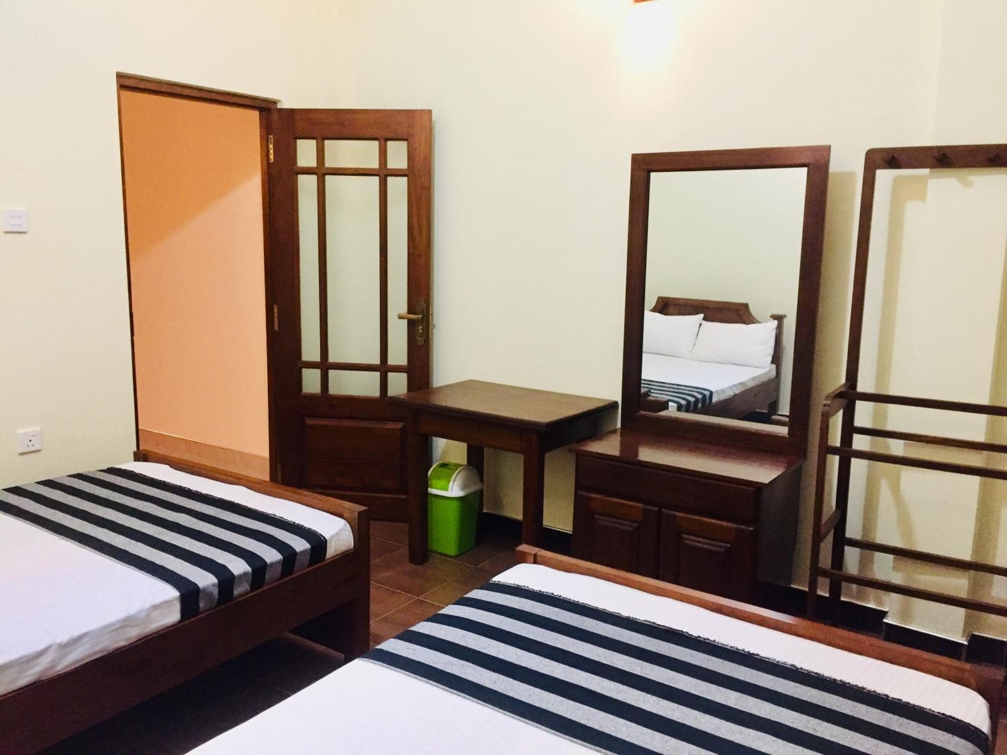Sweet Home Tourist Rest, Cooking Classes & Tours Anuradhapura Zewnętrze zdjęcie