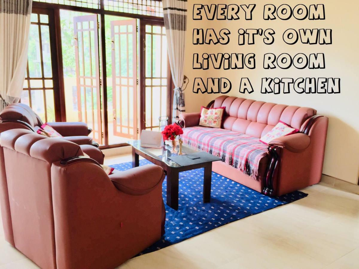 Sweet Home Tourist Rest, Cooking Classes & Tours Anuradhapura Zewnętrze zdjęcie