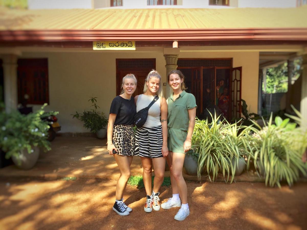 Sweet Home Tourist Rest, Cooking Classes & Tours Anuradhapura Zewnętrze zdjęcie