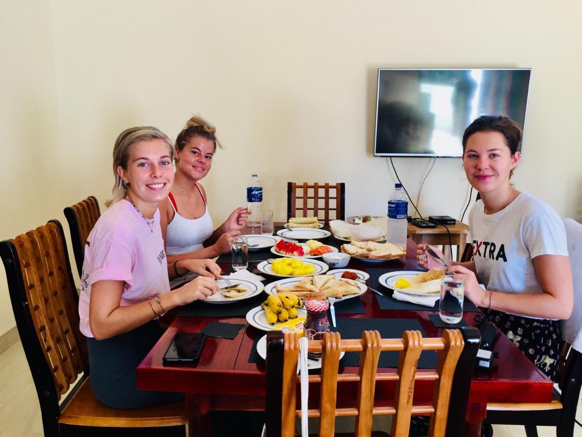 Sweet Home Tourist Rest, Cooking Classes & Tours Anuradhapura Zewnętrze zdjęcie